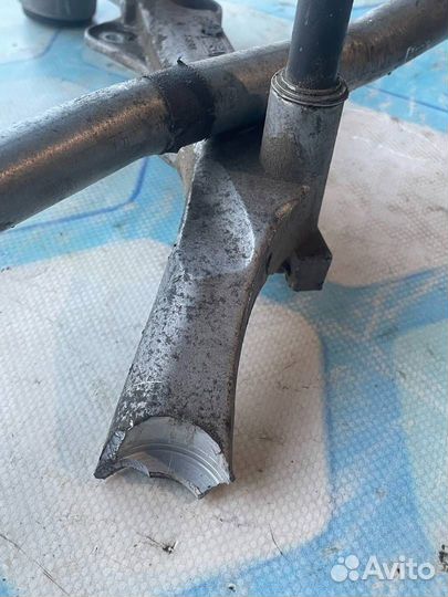 Трапеция стеклоочистителей 4L1955023D