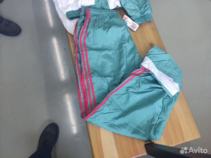 Спортивный костюм из США