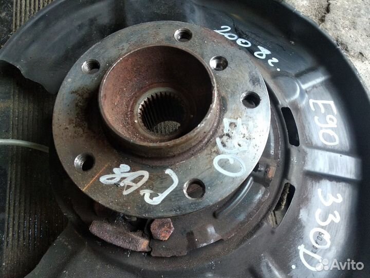 Задние цапфы(кулаки) с бмв е90 330D