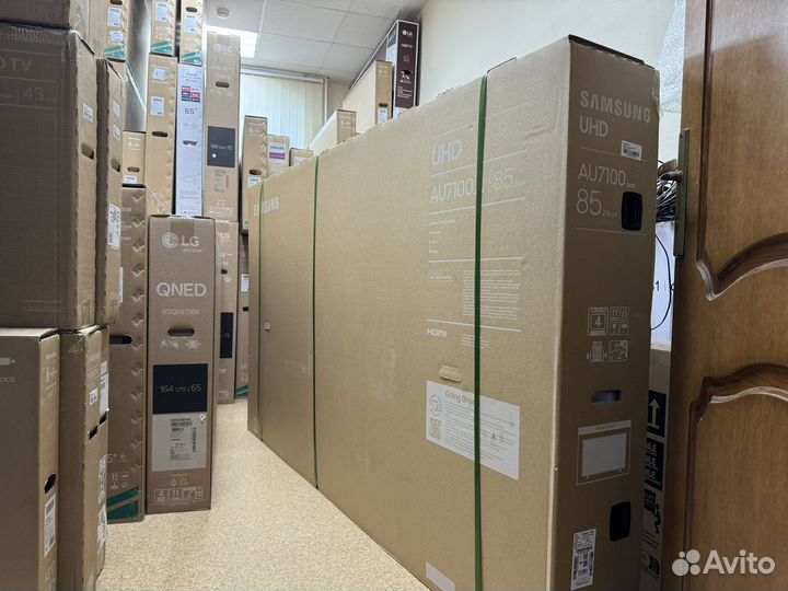 Гигант Samsung 85 (215см) 4K SMART TV
