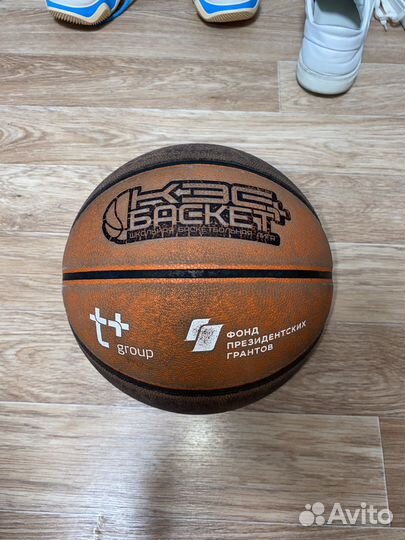 Баскетбольный мяч peak