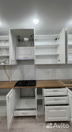 Кухонный гарнитур новый
