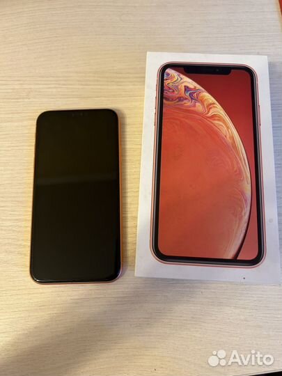 iPhone Xr, 64 ГБ