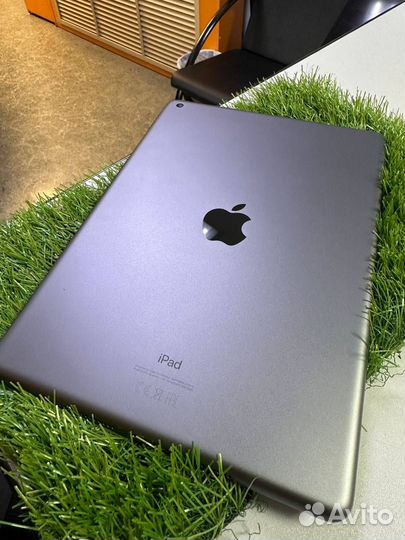 Планшет iPad 8 2020 (Wi-Fi Only) 32GB