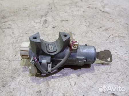 Замок зажигания Субару