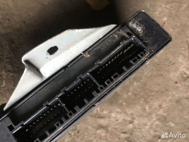 Эбу Двигателя Мозги Galant 8 Галант 2,0 MR477435