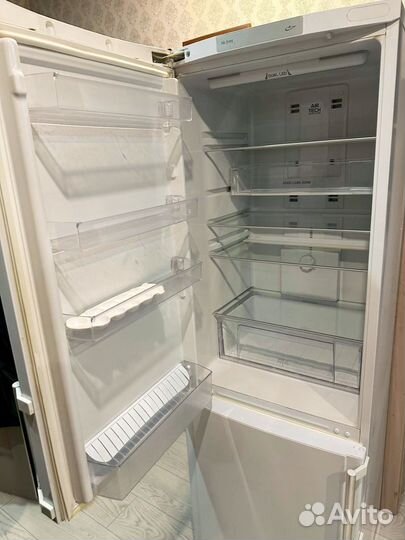 Холодильник Hotpoint-Ariston HBT 1201.4 NFH