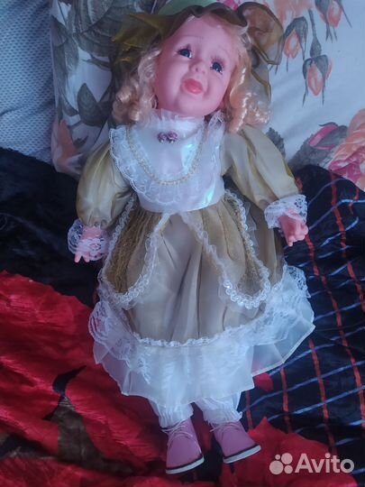 Кукла большая