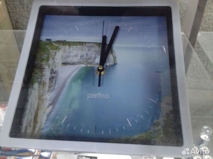 Стильные Часы