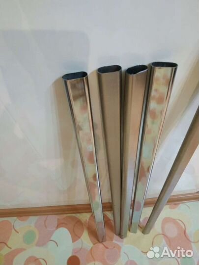 Перекладина для одежды