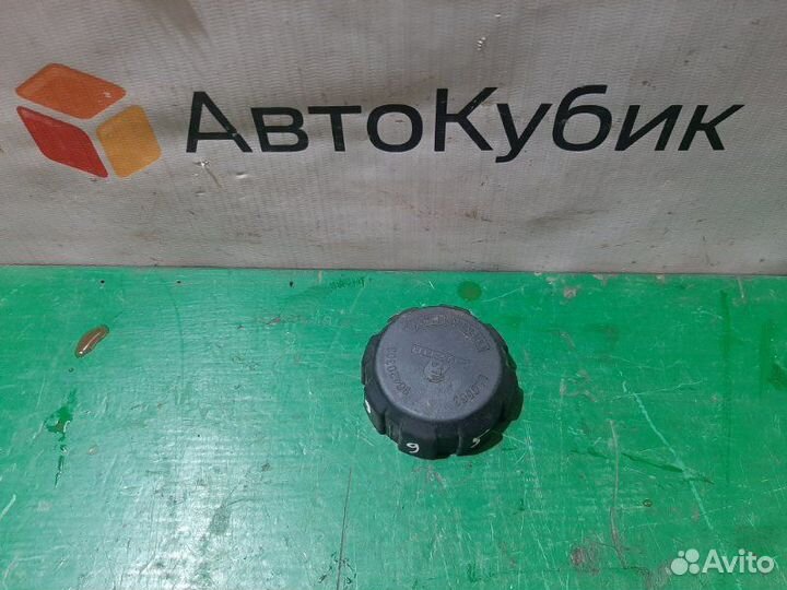 Крышка расширительного бачка Ford Focus 1 седан