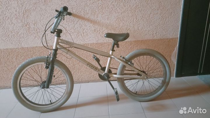 Трюковой велосипед bmx