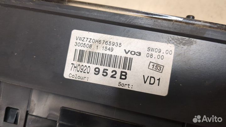 Щиток приборов Volkswagen Transporter 5