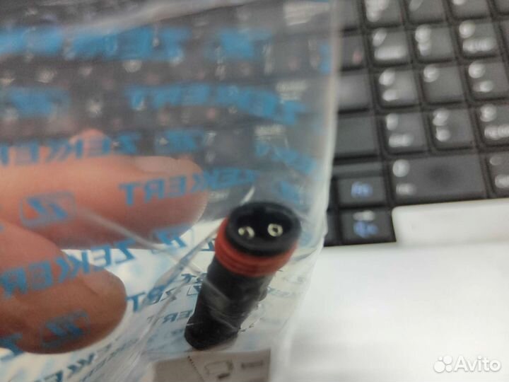 Датчик износа тормозных колодок Mercedes