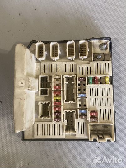 Блок предохранителей Renault Megane 2