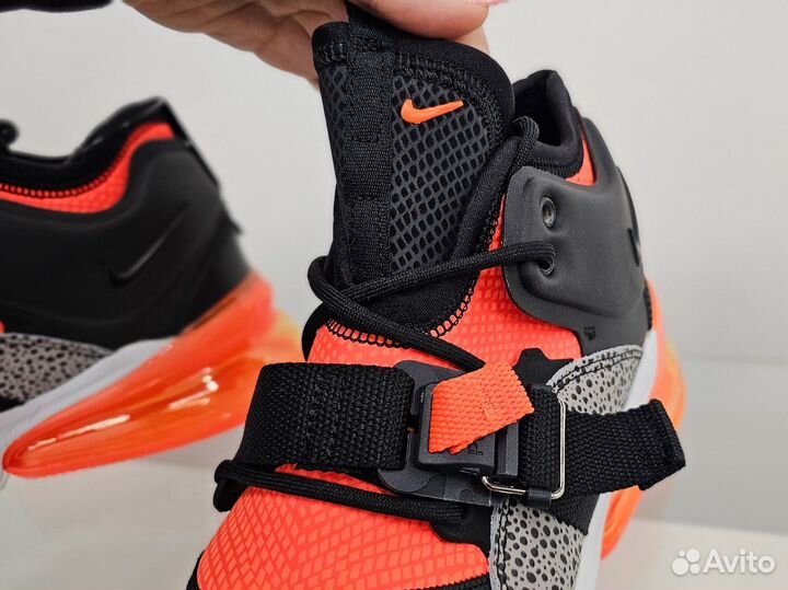 Кроссовки Nike Air Force 270