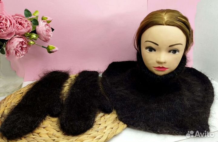 Пуховые варежки, пуховая манишка