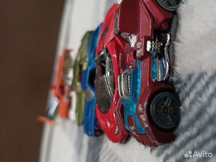 Hot wheels машинки