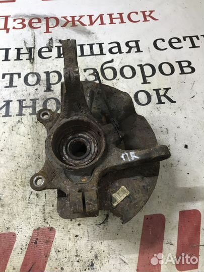 Кулак поворотный передний правый Kia Sportage