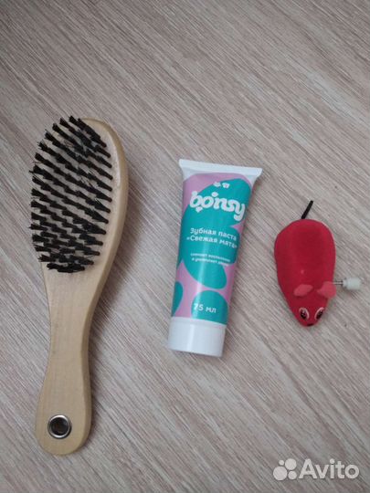 Набор: расческа, зубная паста для кошек/собак