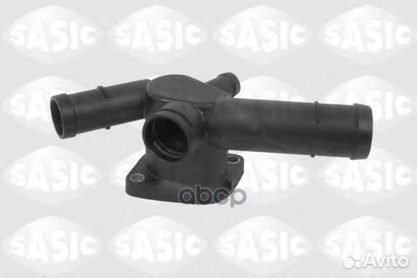 Фланец системы охл.audi A3 (8L1) 1.6 09.96-05.0