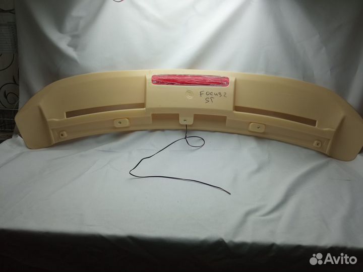 Спойлер Ford Focus 2