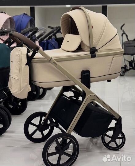 Коляска Каррелло Вектор Хит