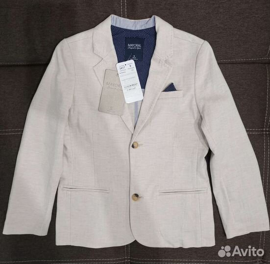 Пиджак Mayoral, Новый.Рубашка Acoola, рост 134 см