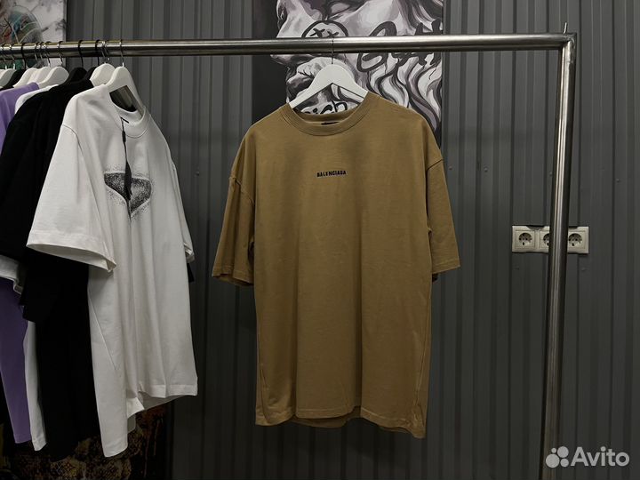 Футболка Balenciaga