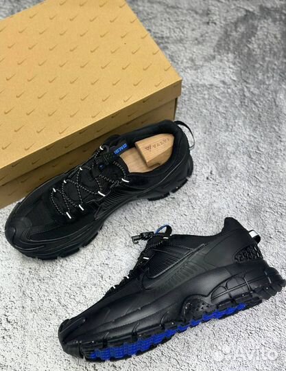 Кроссовки Nike Air Zoom Vomero 5