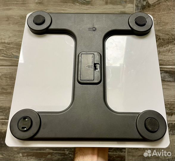 Весы напольные электронные