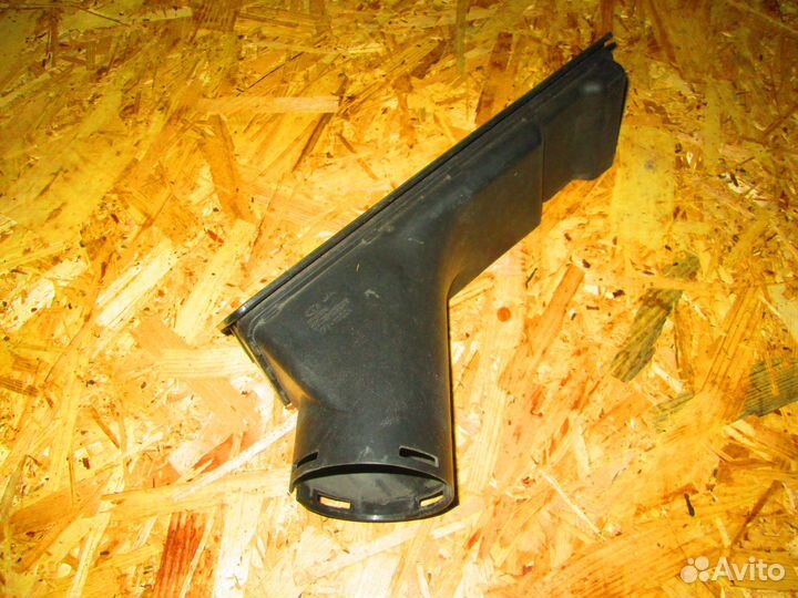 Воздуховод с патрубком Hyundai Santa Fe 2