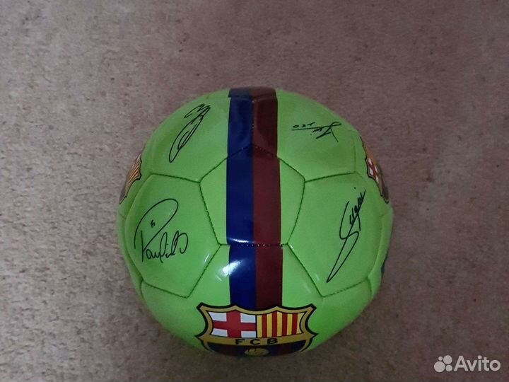 Футбольный мяч из Испании