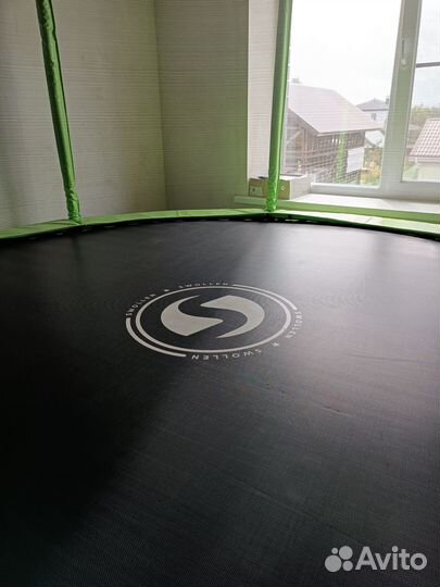 Батут с защитной сеткой 305