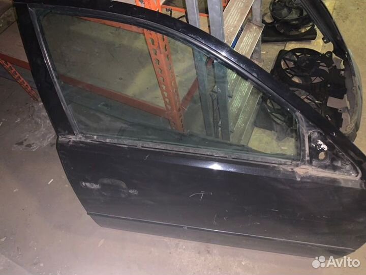 Дверь передняя правая Ford Mondeo 3 2000-2007