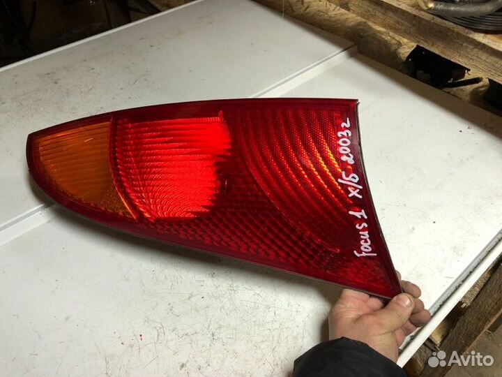 Фонарь задний задний левый Ford Focus 1 хэтчбек