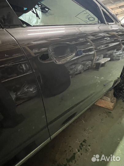 Передняя правая дверь Kia Quoris 2015