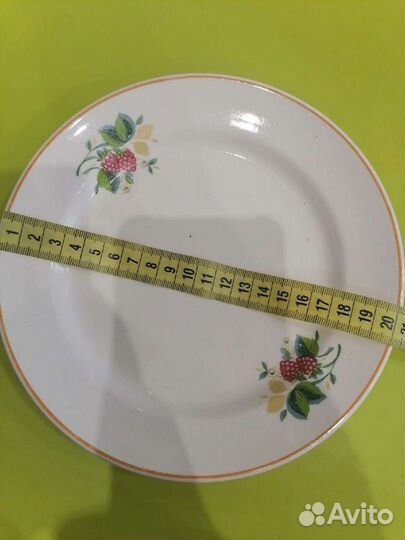 Набор тарелок