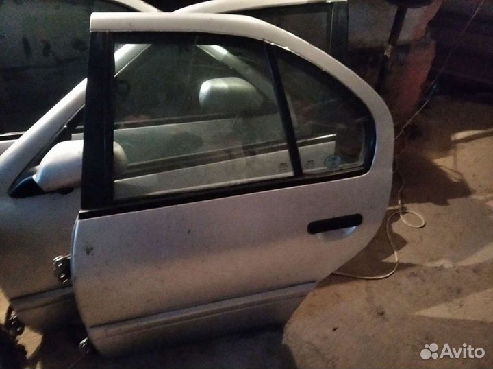 Двери на nissan primera
