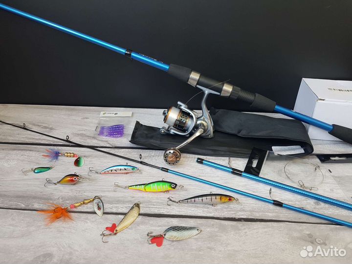 Спиннинг в сборе с катушкой и приманки