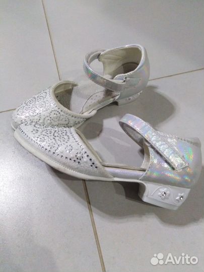 Туфли для девочки