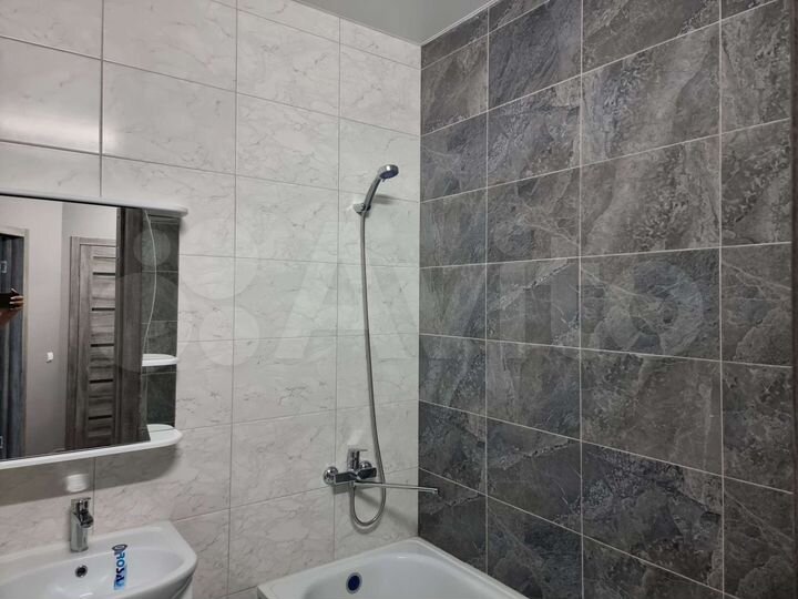 1-к. квартира, 42 м², 4/7 эт.