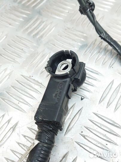 Клемма аккумулятора плюс Mazda 3 BL (2008—2011)