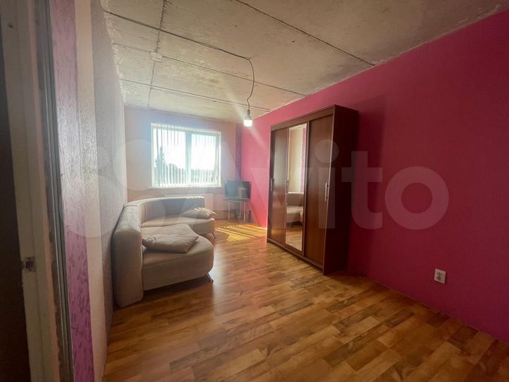 1-к. квартира, 42 м², 3/9 эт.