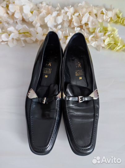 Женские кожаные туфли Geox 39