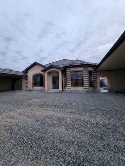 Дом 250 м² на участке 7,5 сот.