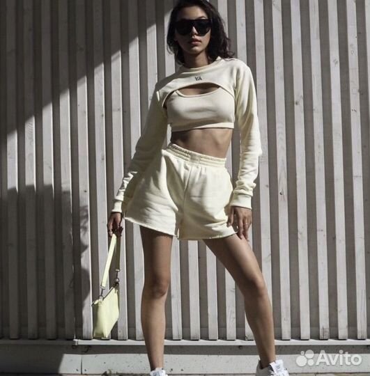 Шорты yaasbae молочные