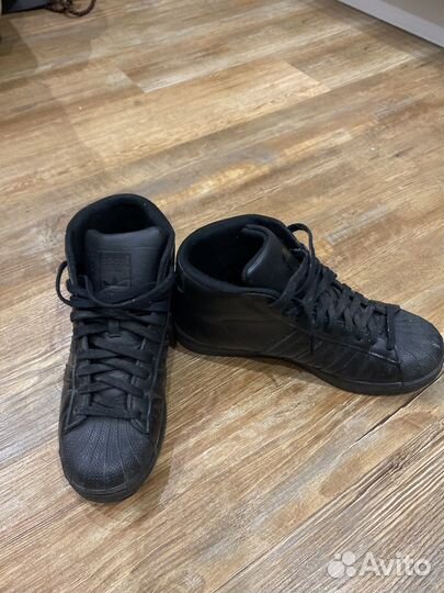 Adidas мужские кроссовки кожаные оригинальные