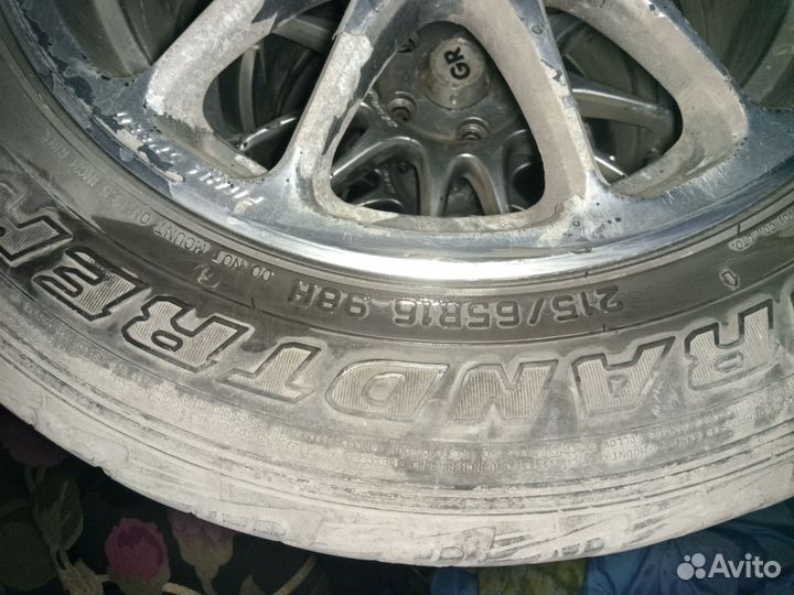 Dunlop Grandtrek AT3 215/65 R16