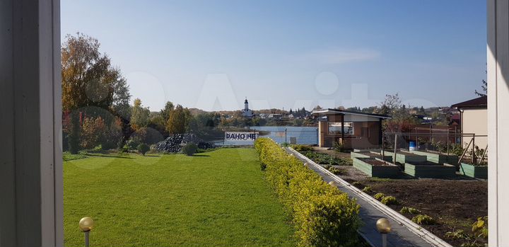 Дом 323 м² на участке 15 сот.